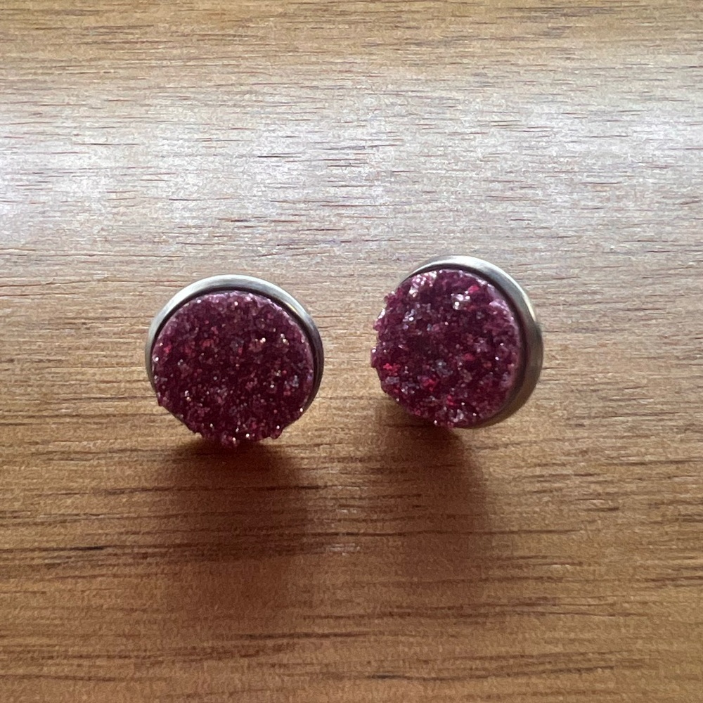 stud earrings